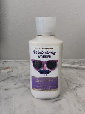 $2/20 Winterberry Wonder Berry Festive Lotion